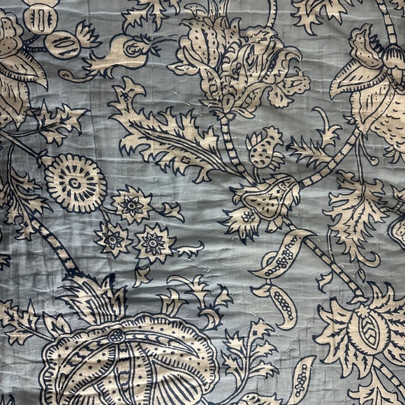 Roller Rabbit Twin Quilts - Picture 1 of 2